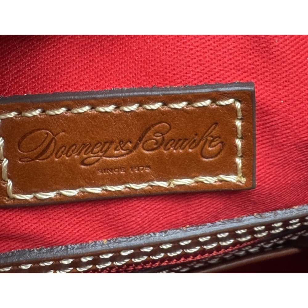 Dooney & Bourke Lizard Embossed Letter Carrier Crossbody‎ Black Red - Picture 11 of 15
